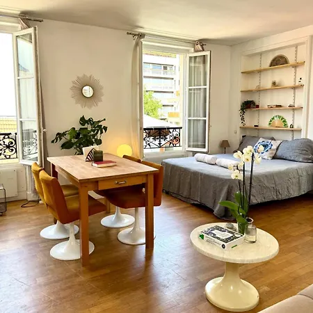 Le Marais - Bercy - Louvre Museum - Bastille